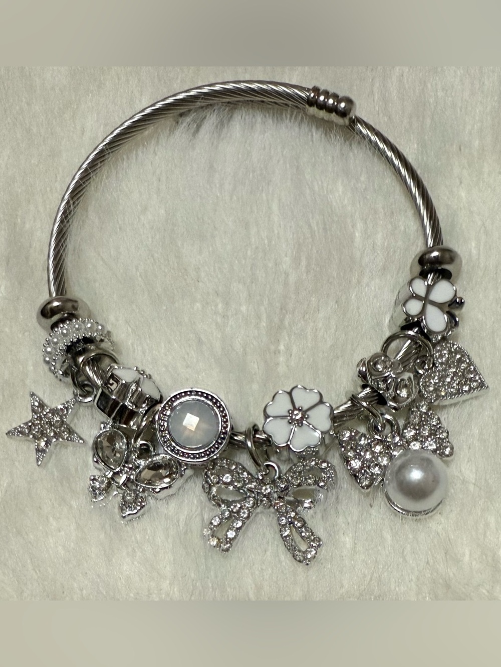 Stainless Steel White Flower & Bow Charm Bracelet in Silver-tone